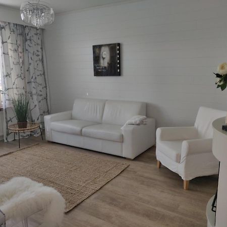 Yyterin Valkoinen Huoneisto 14 Apartamento Pori Exterior foto